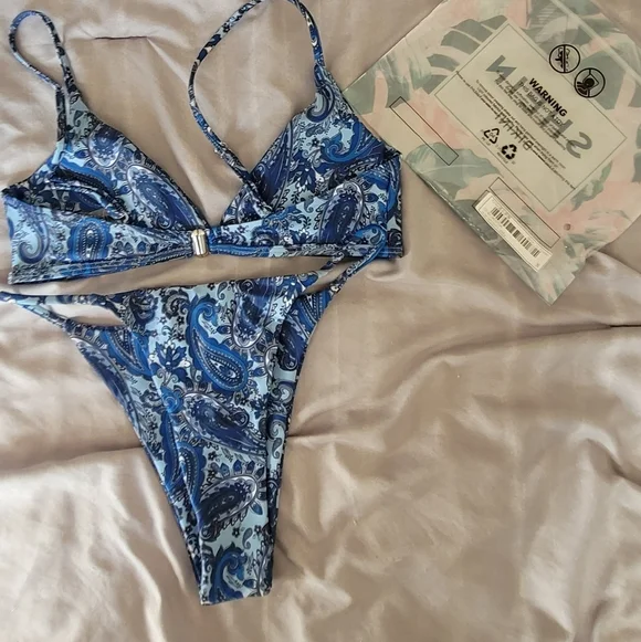 Shein 2 Piece Spaghetti Strap Bikini Swimsuit, Blue, Size Small - Picture 2 of 3